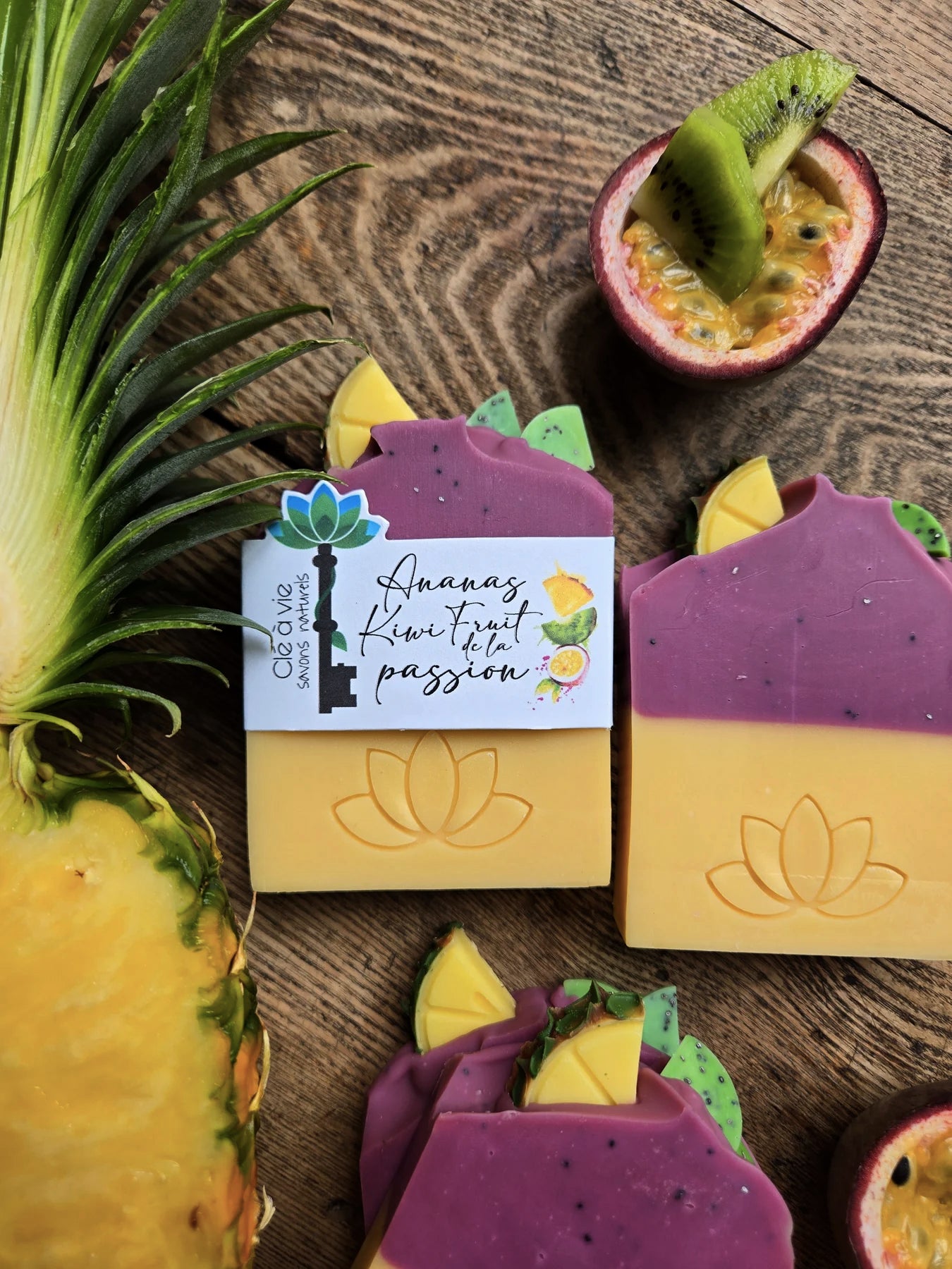 Savon naturel Ananas, Kiwi et Fruit de la Passion - Clé à vie