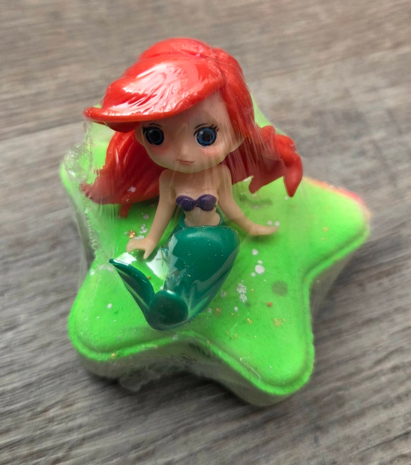 Bombe de bain effervescente avec jouet - Froot Loops - La petite sirène