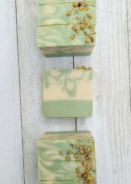 Savon Sauge et Fleurs de Camomille