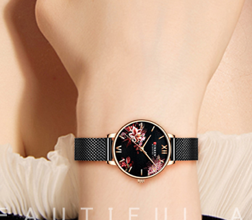 Montre Curren pour femmes avec bracelet mesh noir, cadran fleuri