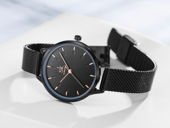 Montre Shengke en mesh noir, modèle plus délicat