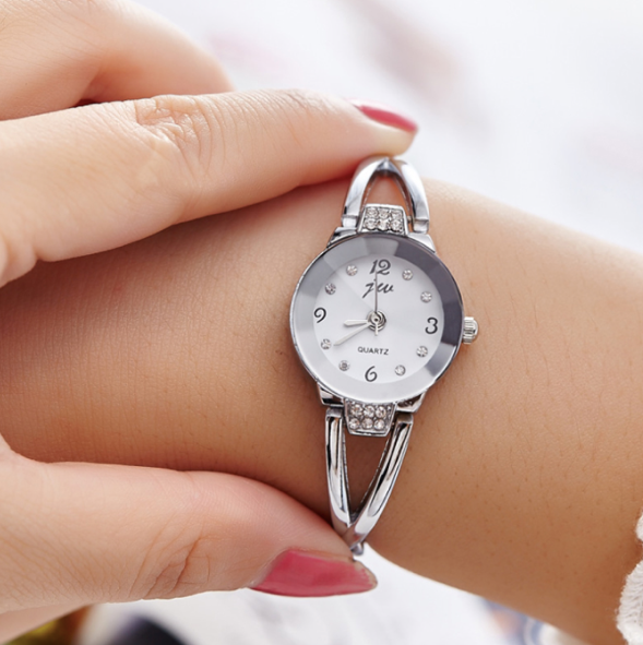 Montre JW pour femmes argent entrelacé
