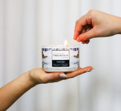 Chandelle de soya - Frozen Lake - Three Wix & Co