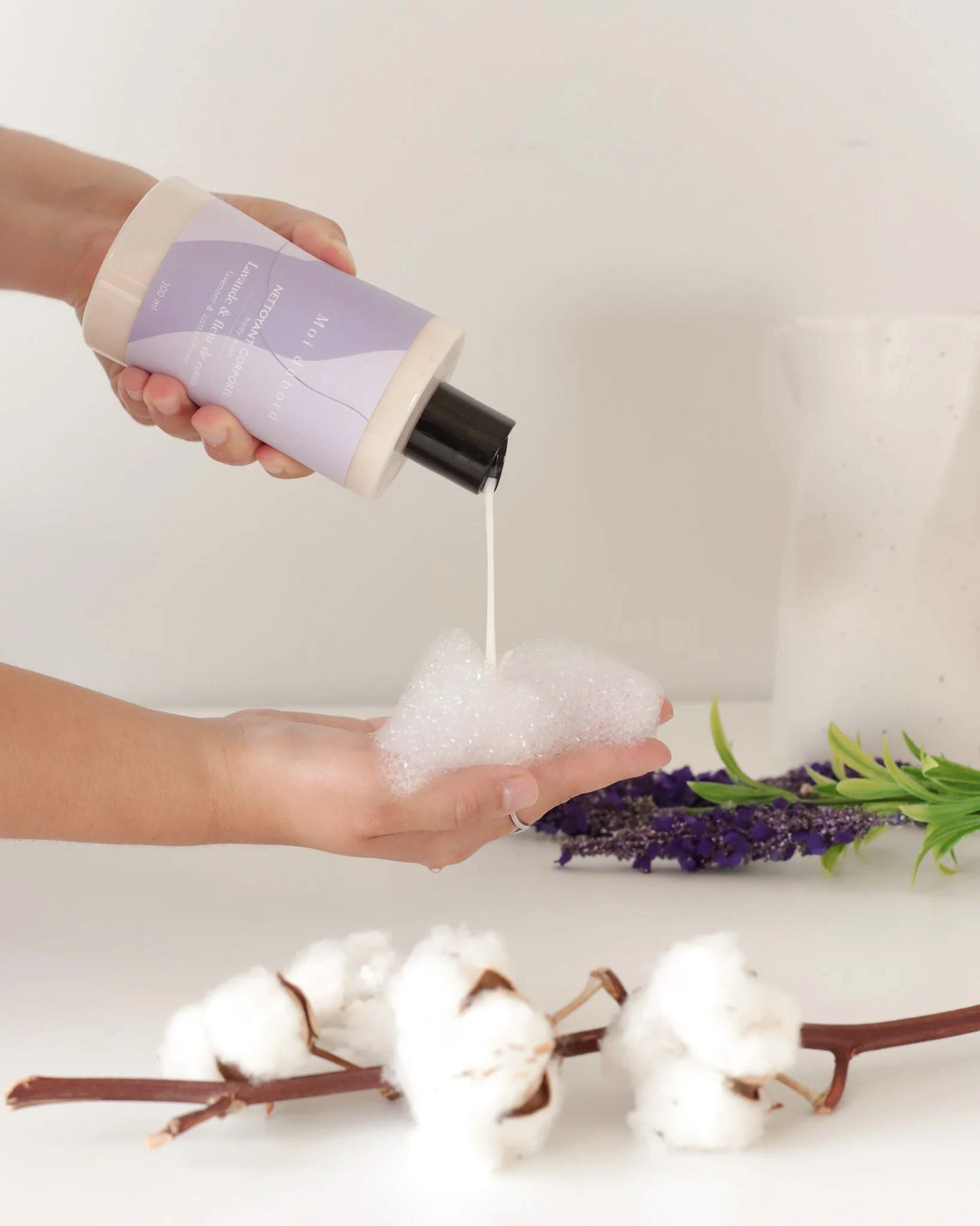 Nettoyant corporel - Lavande & Fleur de coton - Moi D'abord