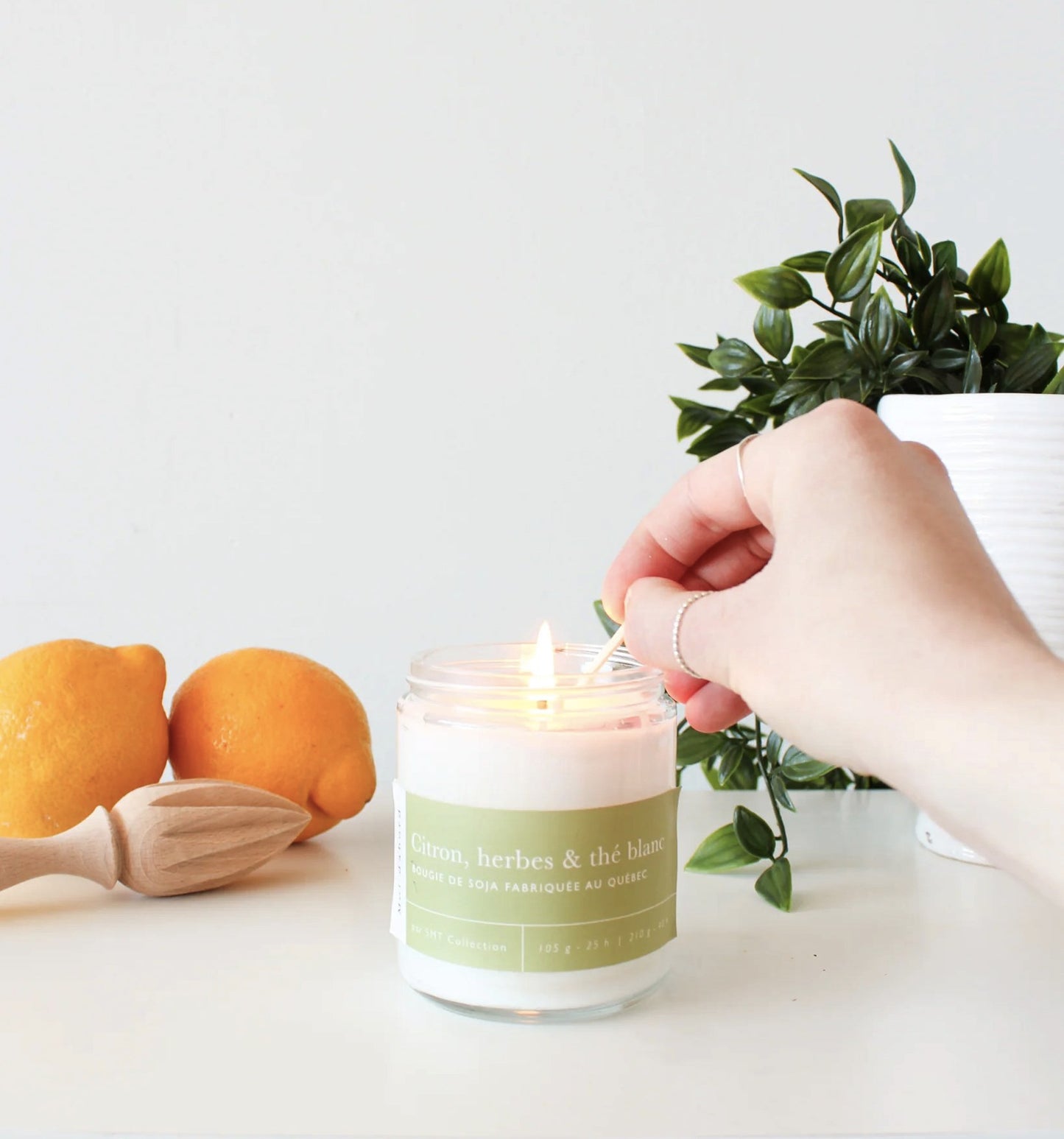 Bougie Citron, herbes et thé blanc - Moi D'abord