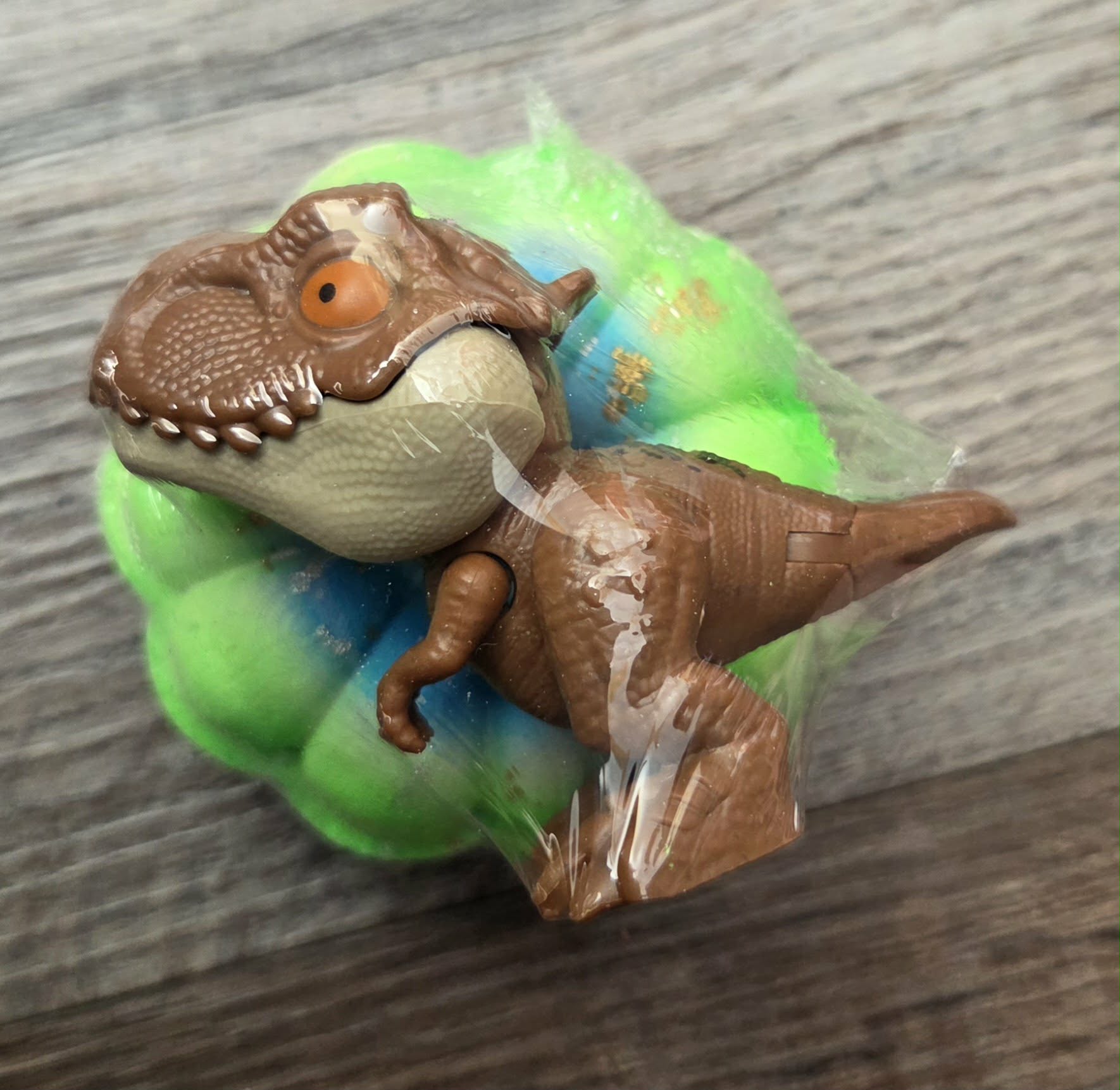 Bombe de bain effervescente avec jouet - Dinosaure - Froot Loops