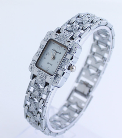 Montre femme vintage en métal
