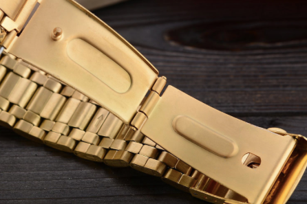 Montre Chenxi pour hommes or fond noir
