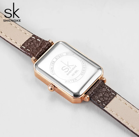 Montre rectangulaire femme avec bracelet de cuir brun - Shengke