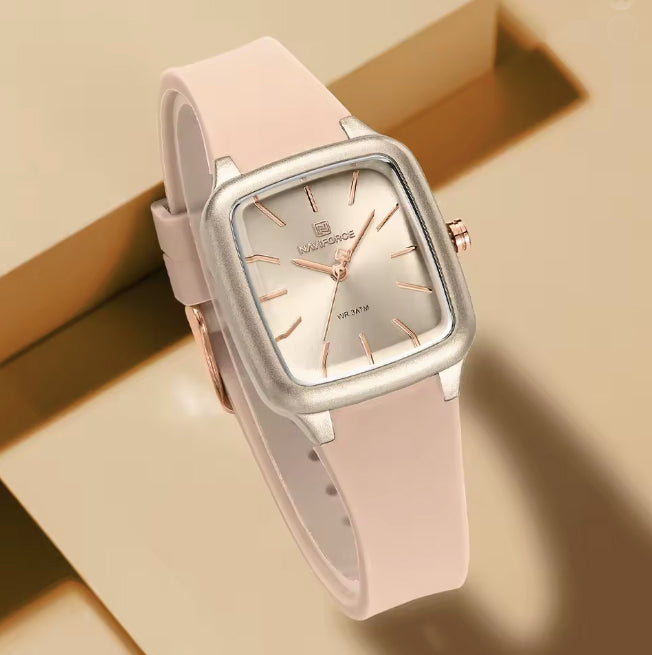 Montre mode pour femmes en silicone rosegold / Naviforce